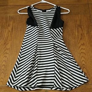 Poof Girl Dress (Size 7-8)